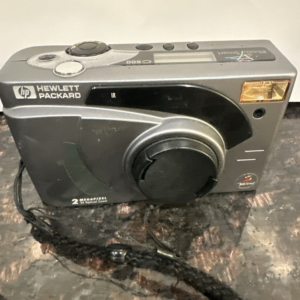HP PhotoSmart C6745A 2.0MP Digital Camera